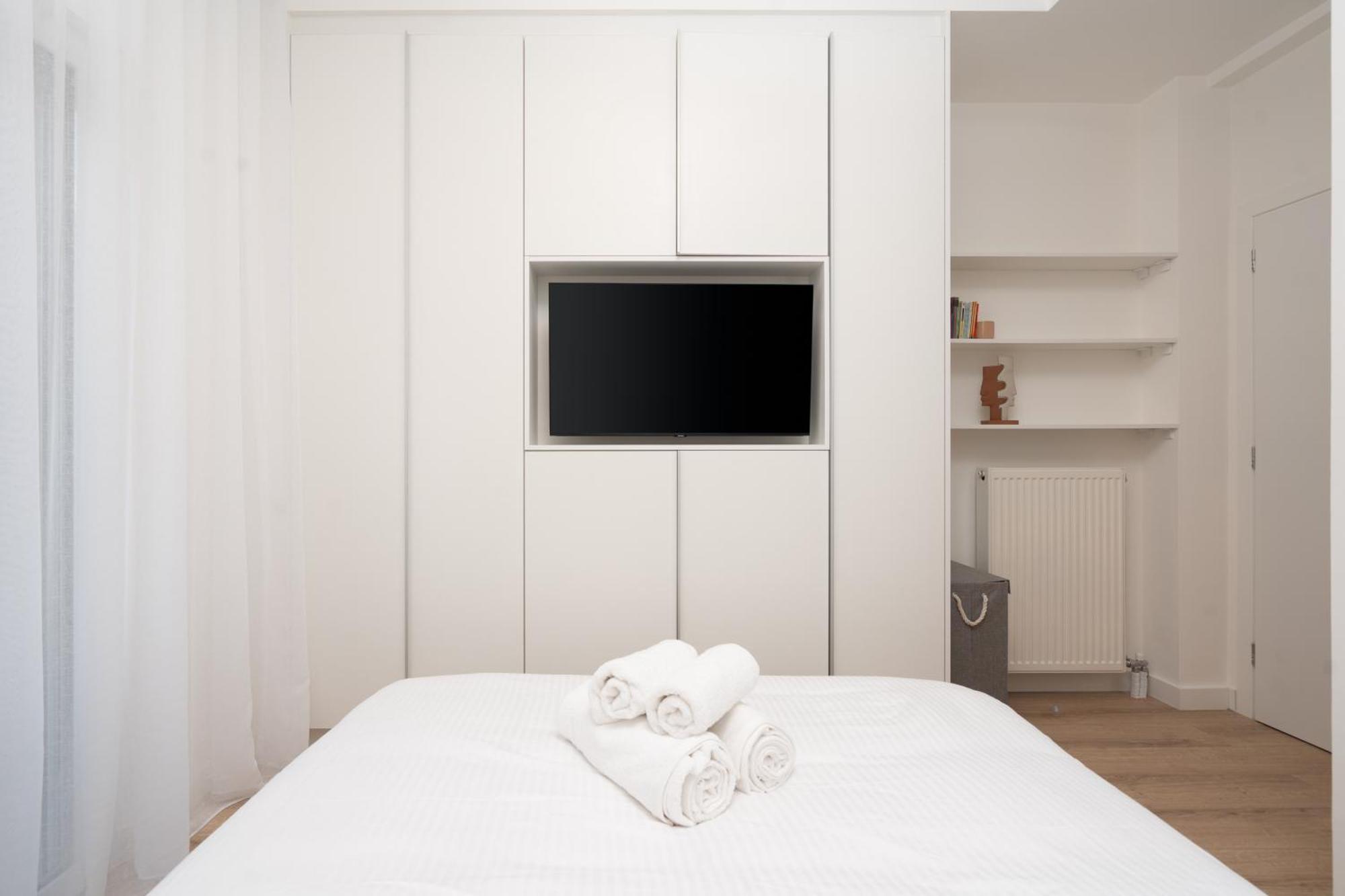 Exclusive And Deluxe Apartment In Athens City Экстерьер фото