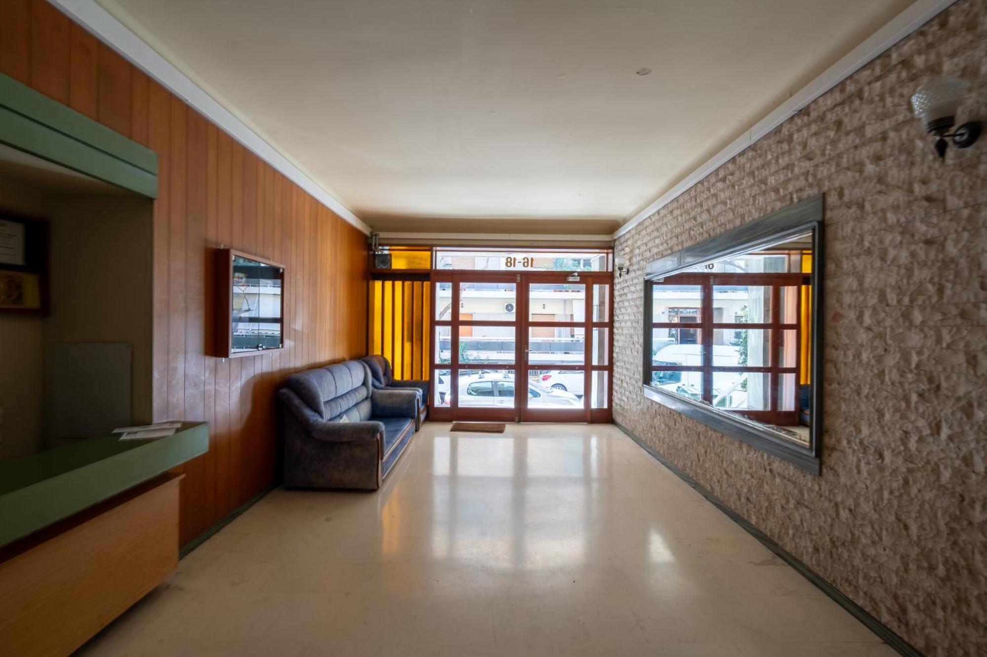 Exclusive And Deluxe Apartment In Athens City Экстерьер фото